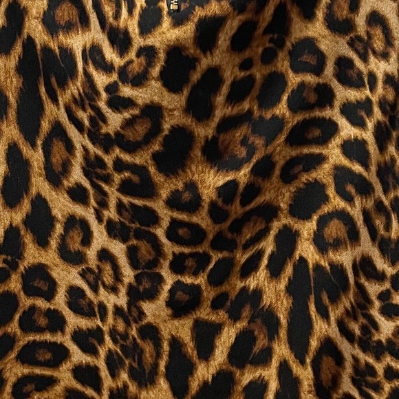 Mandee -Blouse Leopard Print Sleeveless  Size L/G - Picture 4 of 12